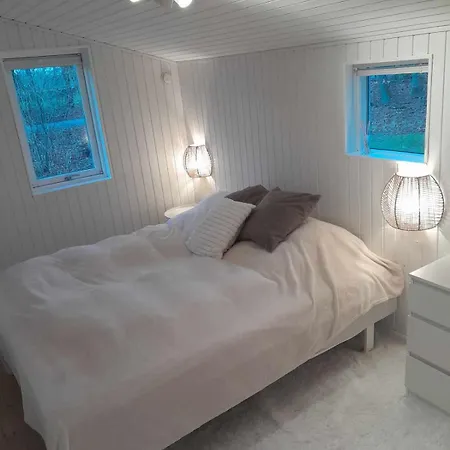 Cottage On Natural Grounds Ferienhaus Hals
